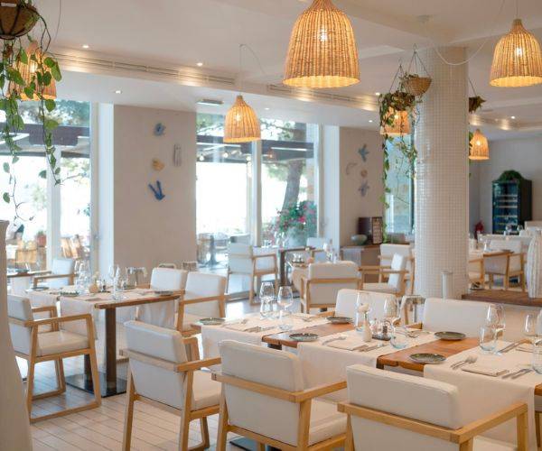 Cilantro Easter 2026