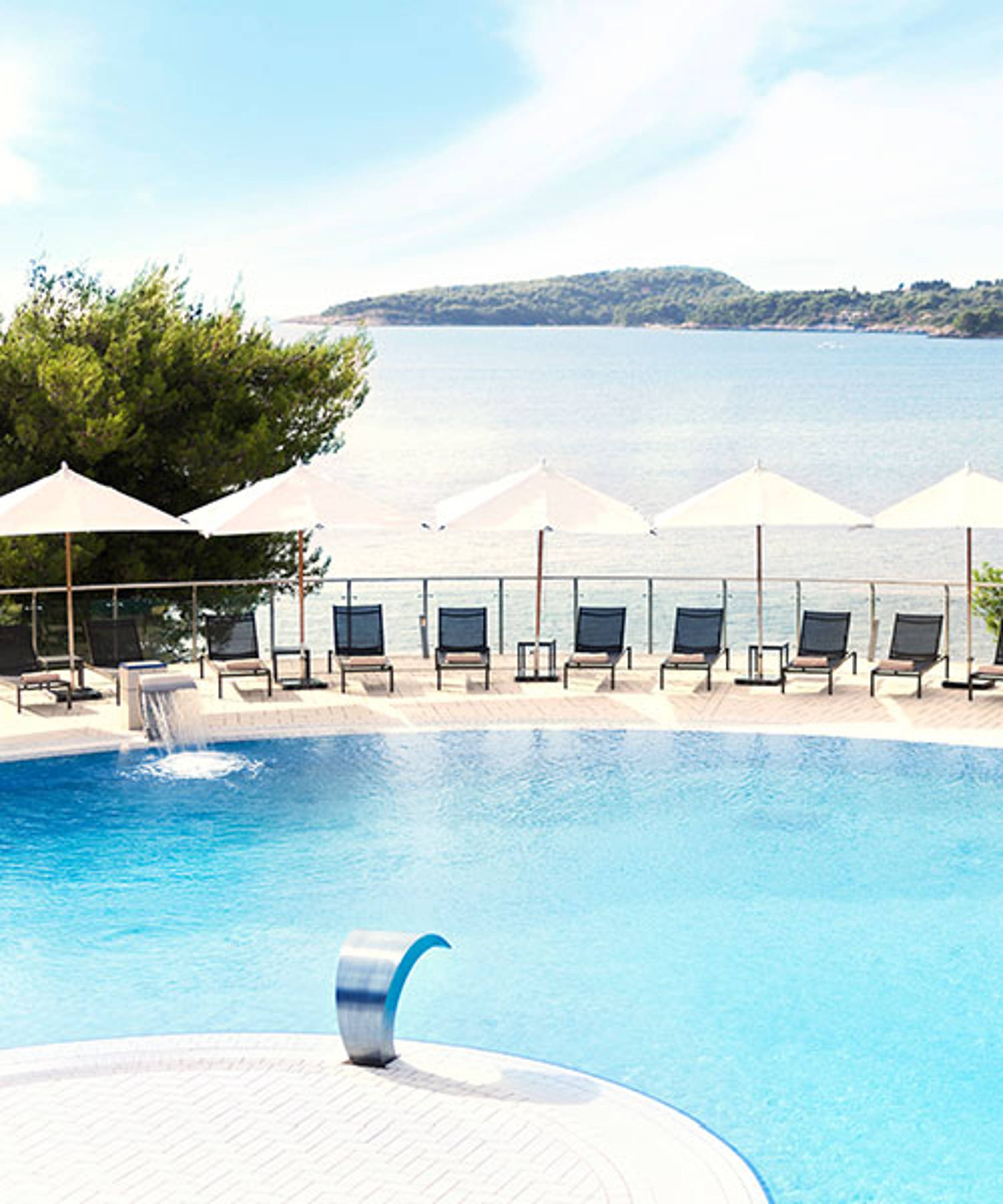 Lemonia Pool Bar