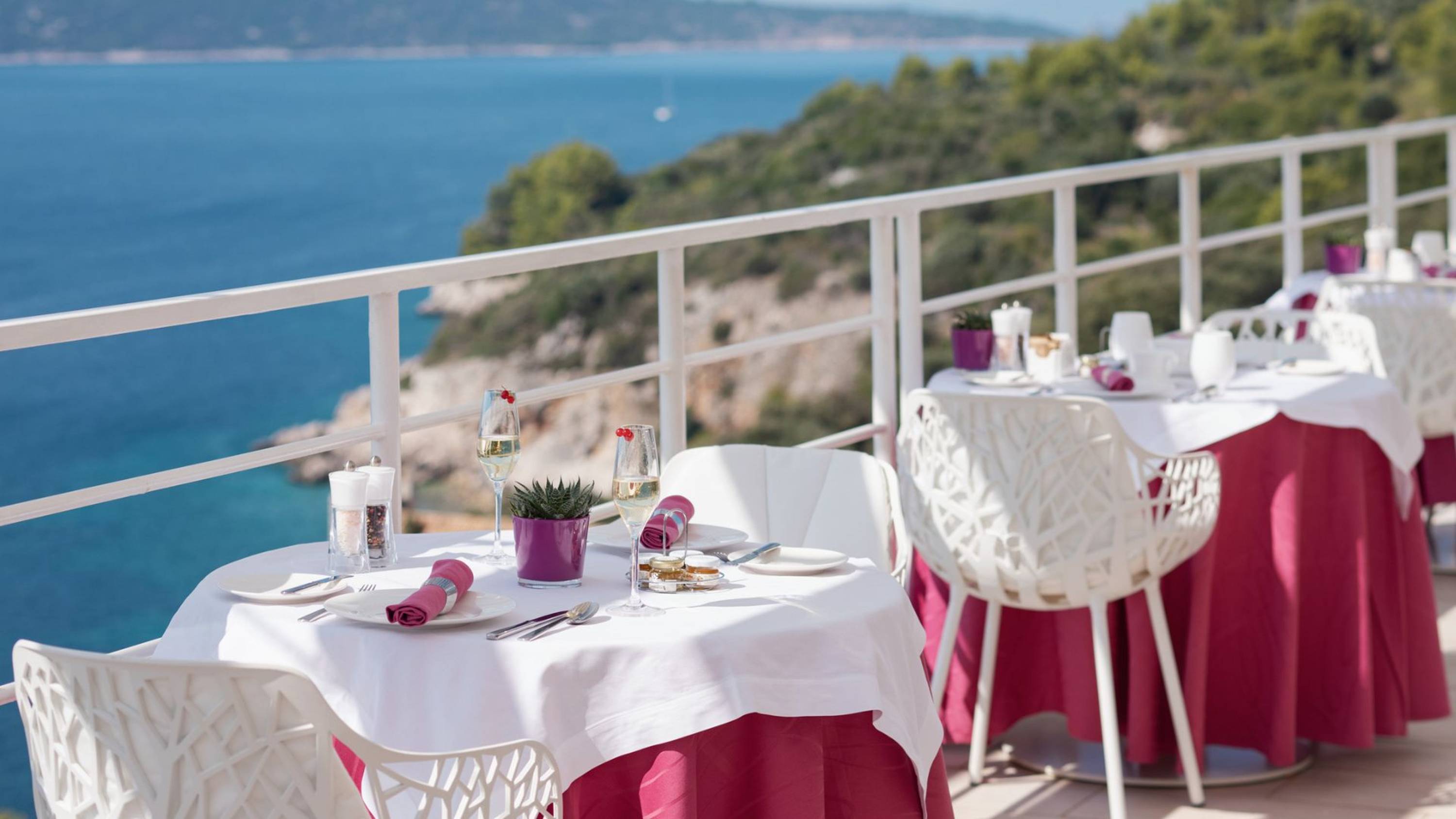 Rooftop Breakfast Image